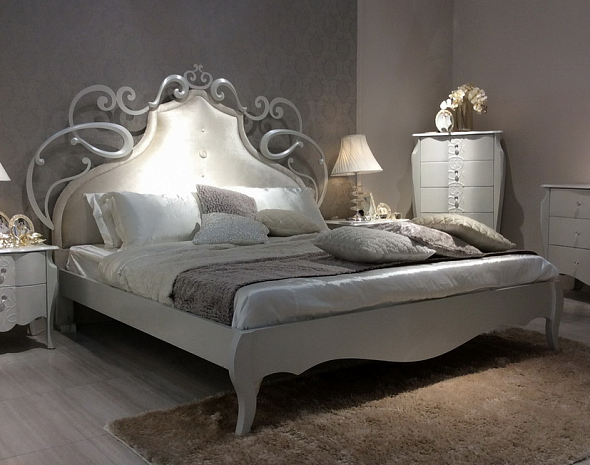 Белая двуспальная кровать Нemis фото 1