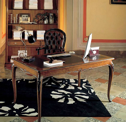 Стол письменный из массива классический Villa Venezia фото 4