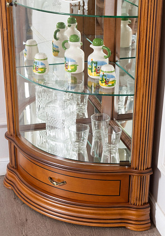 Угловая витрина для гостиной Anabella фото 6