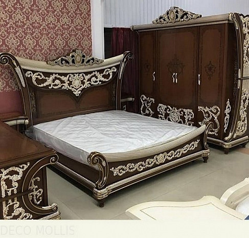 Кровать в спальню классическая Love CM11 DCM фото 1