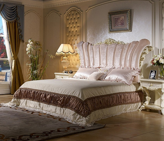 Кровать в спальню классическая светлая Роксолана фото 1
