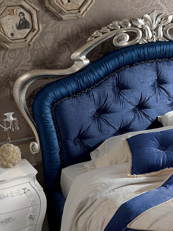 Кровать двуспальная классическая La Belle Epoque с изголовьем Crystall фото 2