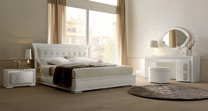 Кровать двуспальная с мягким изголовьем белая Mylife фото 2