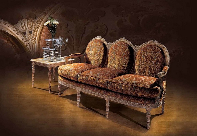 Итальянский диван в гостиную Luigi XVI Leopardi фото 2