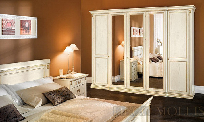 Трехдверный шкаф с зеркалом Angelica beige фото 2
