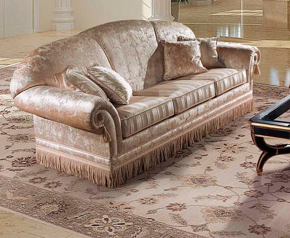 Итальянский диван в гостиную Imbottiti Svevo фото 1