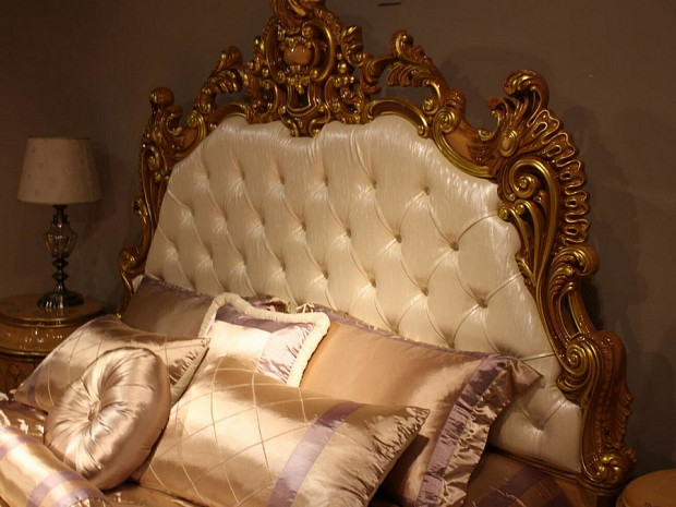 Классическая двуспальная кровать Орех Симона фото 3