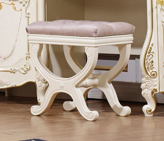 Мебель для спальни классическая белая Мадонна фото 3