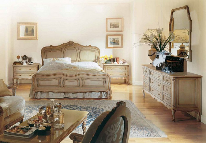 Кровать двуспальная итальянская Luigi XV Strauss фото 2