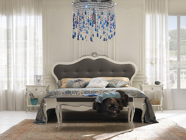 Кровать двуспальная в классическом стиле Venere фото 1