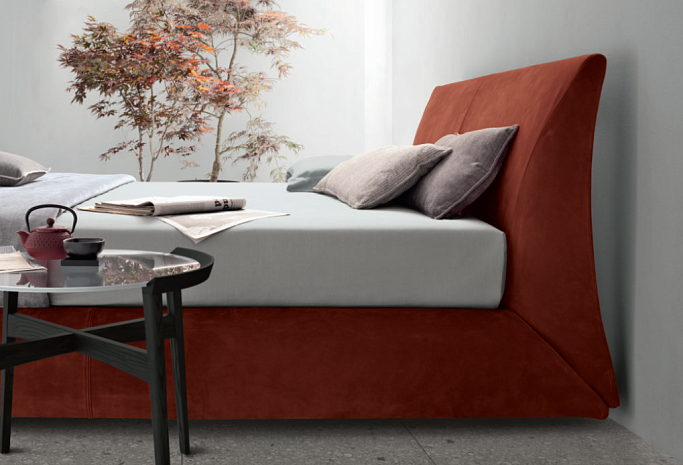 Кровать двуспальная итальянская с мягким изголовьем Eros фото 6