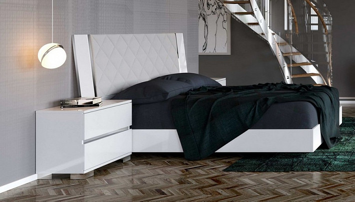 Кровать двуспальная с мягким изголовьем белая Dream фото 1