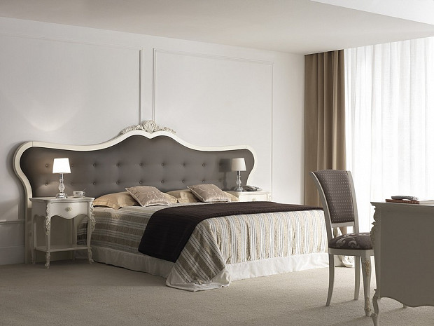 Кровать двуспальная в классическом стиле Venere фото 2
